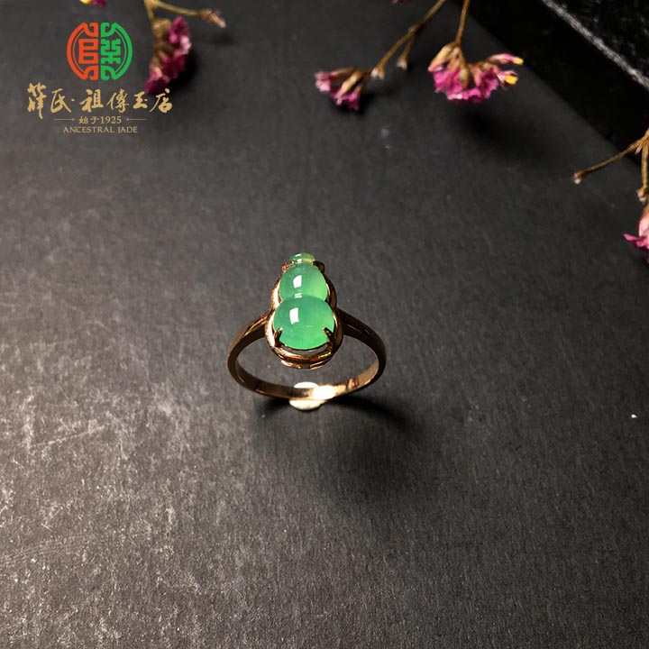 超值冰种淡绿翡翠福禄戒指